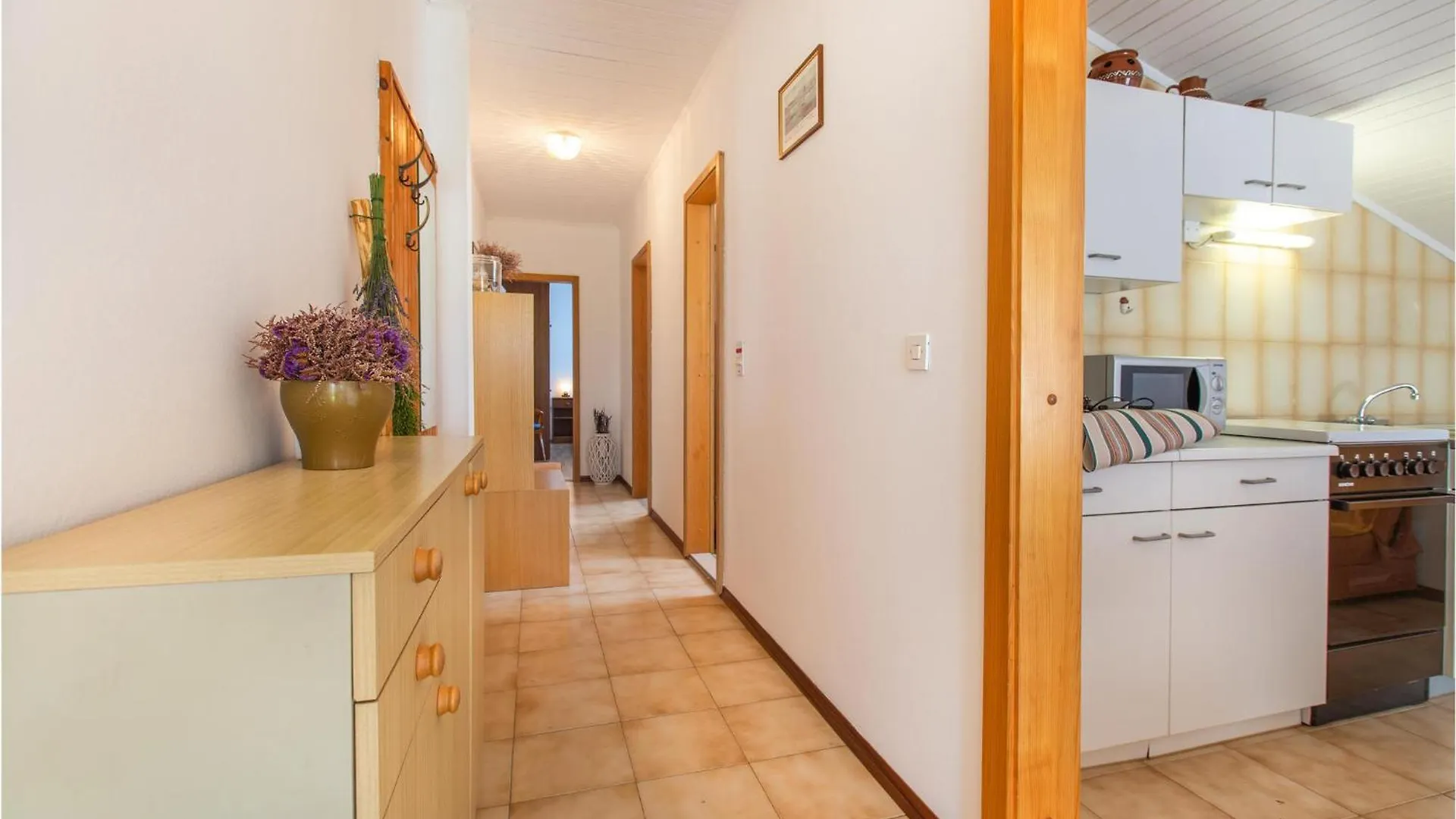 2 Bedroom Cozy Apartment In Secovlje Slovenia