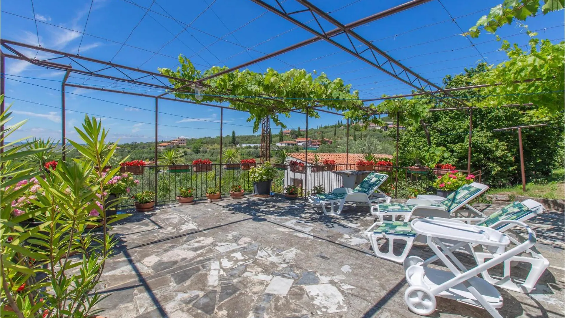 2 Bedroom Cozy Apartment In Secovlje 0*,  Slovenia